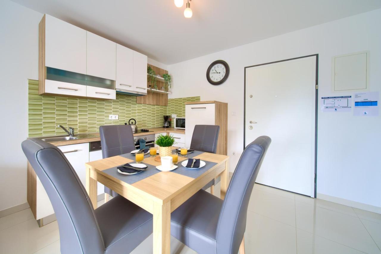 Dodo Apartments Vantacici Buitenkant foto