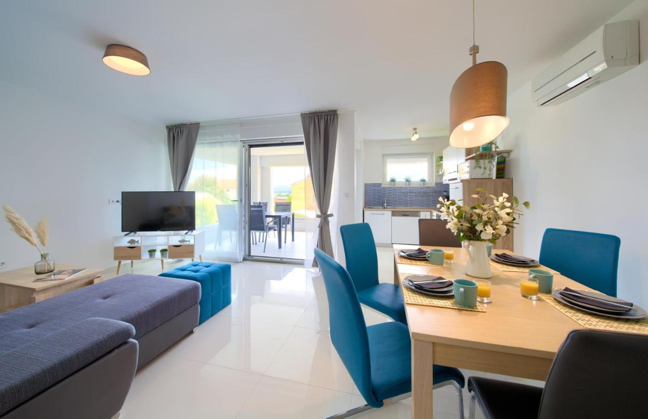 Dodo Apartments Vantacici Buitenkant foto